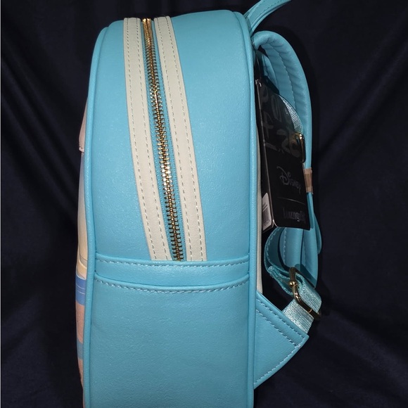 BNWT First Release Pete’s Dragon Backpack - Picture 4 of 6